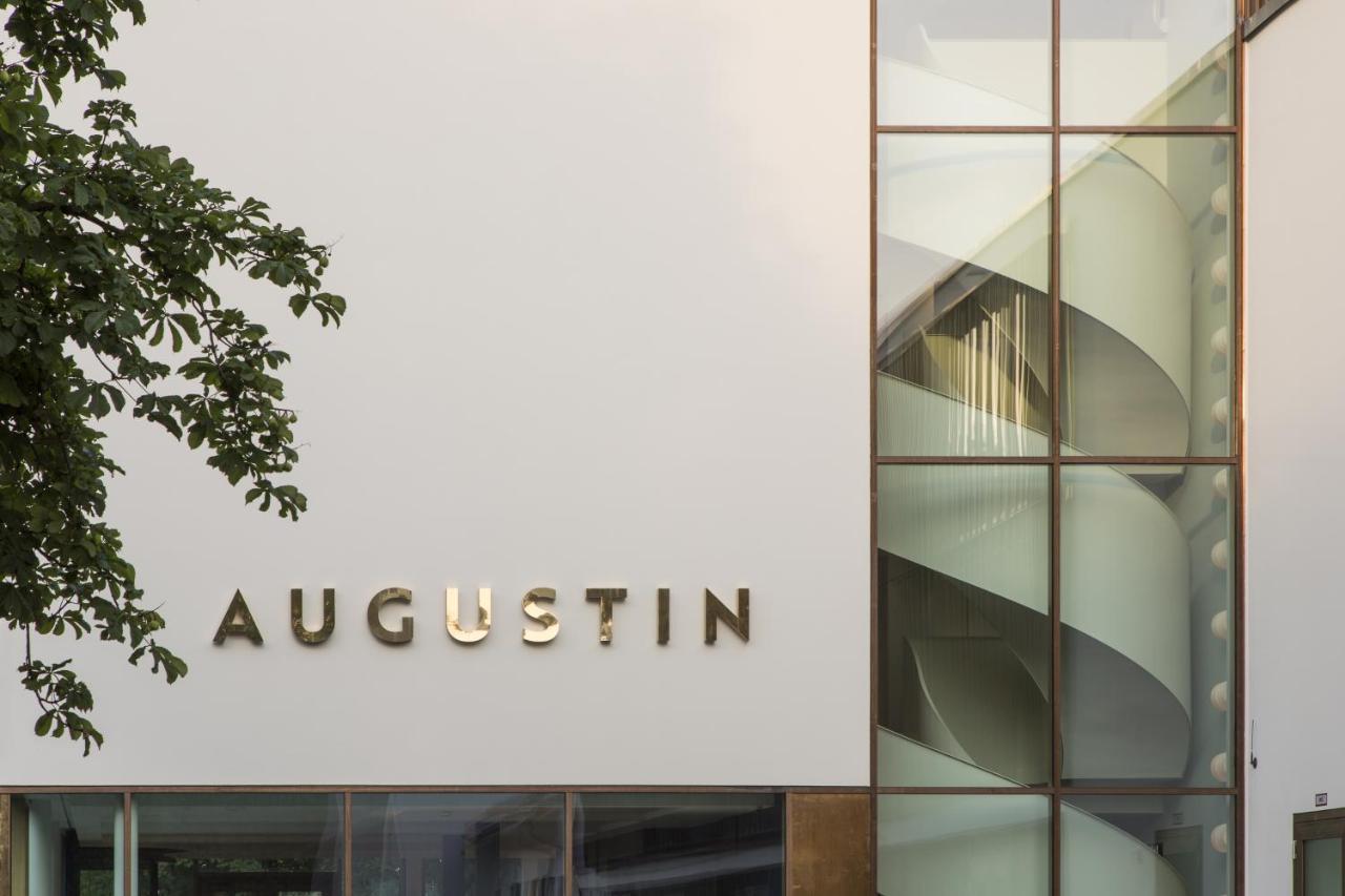 Jugend- Und Familienhotel Augustin, Munich